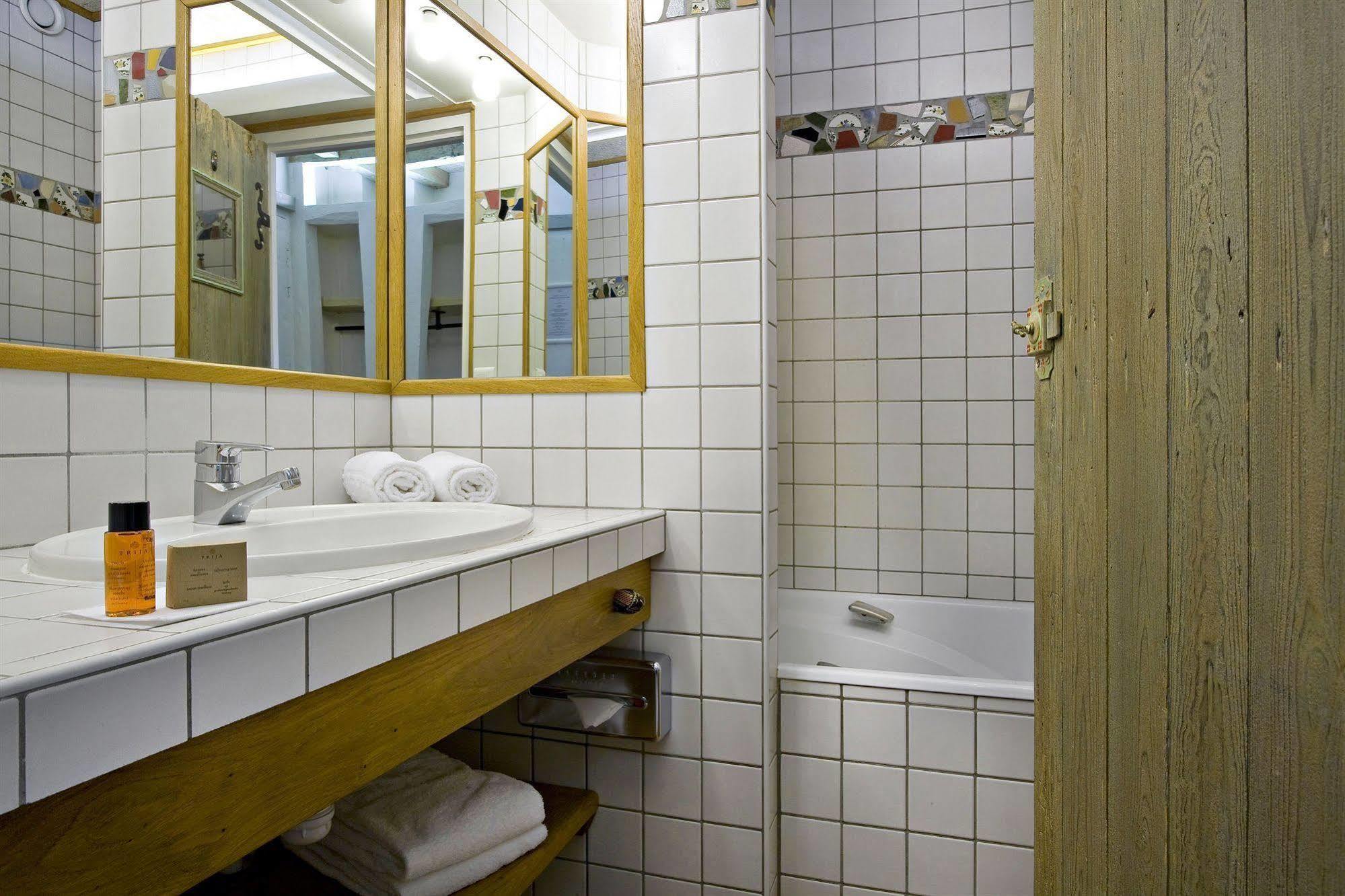 Relais Du Bois Saint Georges - Hotel De Charme Сент Екстериор снимка